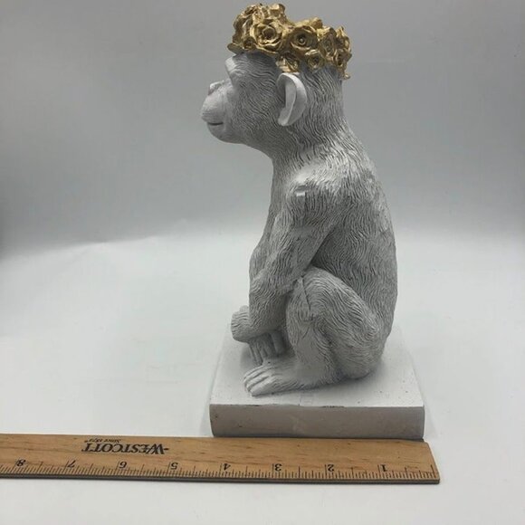Monkey Figurines Sculptures Gold Flower Crown Tabletop Sagebrook Home Décor - Picture 11 of 12